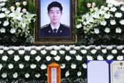 韓国国内で批判殺到❗️派出所に6人も居たのにたった1人で川で孤立した70代男性を救助した警官が死亡...「なんで1人で行かせたんだ！」さらに「●国人を救って死んだのがまた胸糞悪い！」と怒り収まらず