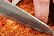 海外「モンスター級だ！」 日本の元力士が作る特大カツ丼に注目する外国人たち