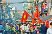 韓国人「ベトナム現地の韓流キムパッ（のり巻き）をご覧ください」