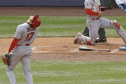 【海外の反応】大谷翔平が死球を当てた際の品格ある行動を見よ「その後に打者と親友になった」
