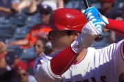 大谷がバントを見せる！？審判も思わず固まる事態が発生【海外の反応】