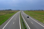 「沼地に高速道路を作ると、こういうことが起こる…」2017年にドイツで起きたアクシデント