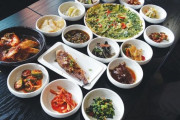 韓国人「おかずをたくさん出す店には行くな、間違いなく再利用している」