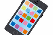 「教室に忘れたスマホを先生が返してくれた…あれっ、見覚えのない写真がある！」お茶目な教師たちの最高の1枚