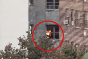 部屋の中が燃えてる！火事かと思って通報したら大型テレビに映し出された暖炉の映像だった件