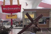 外国人「アメリカのネタ要素が詰まった画像を集めてみたｗｗｗｗ」