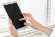 韓国人「ソニーが発明した新概念のタブレットがこちら」