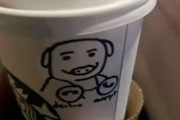 スターバックスの店員、保安官代理にブタの絵を描いたカップを渡して解雇