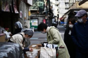 海外「このウイルス怖い」 新型コロナ再発か　日本の女性が再び陽性になったことに外国人も衝撃　海外の反応