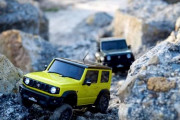 海外「ようやく俺にも買えるトヨタ・ハイラックスサーフが出た」日本のラジコンメーカー、京商の新作モデルを見た海外の反応