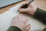 ドイツの理系学生が卒業までの5年間のノートを公開「すさまじい量だ…」