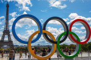 東京五輪に甘やかされた米記者がパリ五輪の惨状を嘆いて海外大騒ぎ！（海外の反応）