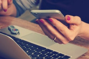 世界中でスマホゾンビが続出！試しに3日間SNSをやめてみたら？「youtubeだけは手放せない」「削除したいのにパスワードが分からない」海外の反応