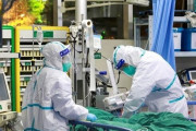 中国、携帯電話加入者2100万人減ったが…新型コロナ死亡者は3000人？＝韓国の反応
