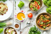 妹をいじめた息子に、30日間ヴィーカン食生活を命じた父親に非難が集まる