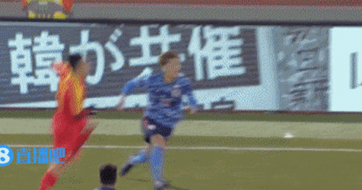 【動画あり】韓国人「中国人選手が日本人選手の頭に飛び蹴りㅋㅋㅋ」E-1サッカー選手権で、中国人選手が日本人選手にカンフーアタック！　韓国の反応 | 海外の反応アンテナ