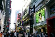 韓国人「金を与えるから働くわけがない」ただ休んでいる若者が45万人に…韓国政府が見つけ出して就職支援