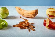 海外「変だよな」日本人の果物の食べ方をめぐって海外大激論！（海外の反応）
