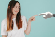 ビックリする！ロボットが常駐している日本のホテルってどんなとこなの？「人との交流を望まない人には最適」「日本に来たら、ここに行きたい」海外の反応