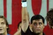 イタリア人「怒りで手が震える」日韓W杯韓国戦の疑惑ジャッジ、主審の正当性主張にイタリア人が再び激怒！【海外の反応】