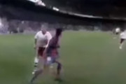 ロナウジーニョのスーパープレーを間近で追う映像が海外で話題に