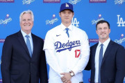 大谷翔平「背番号17を譲ってくれたお礼にあげる」⇒ポルシェを選手妻にプレゼント