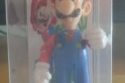 外国人「韓国で凄くマリオみたいなルイージの玩具を手に入れた…」