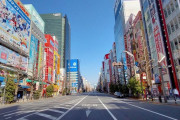 外国人「お前らアニメや漫画が好きなら秋葉原に行ったことあるよな？」