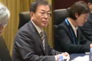 外交欠礼議論、文大統領の発言を遮った日本政府関係者＝韓国の反応