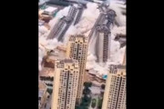 【海外の反応】未完成や放棄された高層ビルを破壊する中国　海外の反応「成長ノルマをどのように達成したかを示している、今まで見た中で最悪の解体」