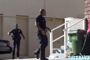 海外「警官の目の前で女性が虐待されるドッキリしてみたｗ」　海外ユーチューバーって再生数稼ぐ為なら何でもやるよな