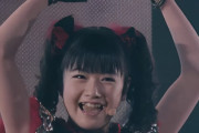 BABYMETALの女の子たちはあれだけ歌って踊って、暑さにどう対処してるの？　【海外の反応】