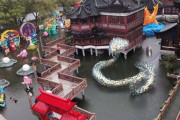 中国人「旧暦新年のお祝いなのに新型ウイルスのせいで人が全然いなくて草」