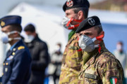 1日に627人もの死者を出したイタリア、封鎖を徹底する為に軍を投入―海外の反応―