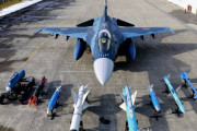 【韓国の反応】日本の防衛省が戦闘機開発費として1000億円要求、韓国「韓国が国防費を上げるっていうから慌てて上げたんだろう」