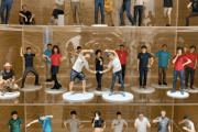 【中国の反応】入社5年経つと3Dフィギュアになる！？「兵馬俑か」「世にも不思議な…」
