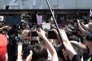 韓国人「星条旗を巻いて封鎖…警察の警告も野党の仲裁も通じない」不正選挙陰謀論者の妨害活動が12日目に突入