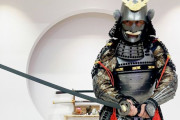 日本「サムライが歴史上最強の戦士ってことでいいんだよね？」
