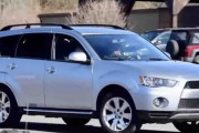 【海外の反応】三菱アウトランダーは地味だけど質実剛健なSUV！