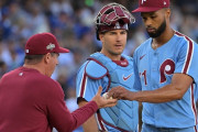 MLB審判団がドジャース戦での誤審をフィリーズ投手に謝罪して全米騒然！←「ロボ審判はよ」（海外の反応）
