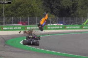 FIA F3 レース1でアレックス・ペロニのマシンが宙を舞う大クラッシュ！