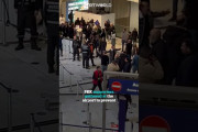 フランス：強制送還に抵抗するクルド人集団が警察官に暴行…けが人も[海外の反応]