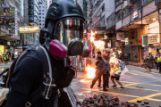 eSports世界大会で香港支持を表明したプロゲーマー、とんでもなく厳しい処罰を受けてしまう