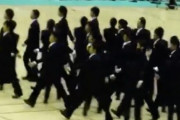 海外「これが日本のスポーツだと信じられる？」日体大の『集団行動』を見た海外の反応