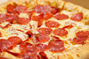 アメリカのピザハットが「客一人だけ」の限定店舗