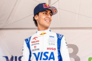 海外ファン「マックスが出場停止になった時のためか！」FIA、17歳リンドブラッドへのF1参戦特例を許可、レッドブルでの将来を海外ファンが議論！角田の去就にも影響か？【海外の反応】