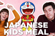 外国人さん、日本のレストランのお子様ランチを食べてみた！！！大人になっても食べたくなる味だよね
