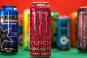 エナジードリンクを注文したら、毛が送られてきたよ