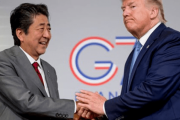 海外「安倍首相とトランプ大統領がまた仲良さそうにしてるぞｗｗｗ」プーチン大統領の誕生日に安倍首相を祝うトランプ大統領が話題に