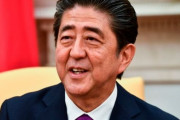 文大統領の支持率40％すれすれの時、安倍は50％台を維持＝韓国の反応